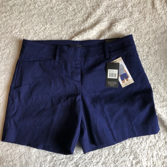The Limited Pants - 2/$15 NWT Tailor Fit Waffle Weave Navy Shorts sz 8